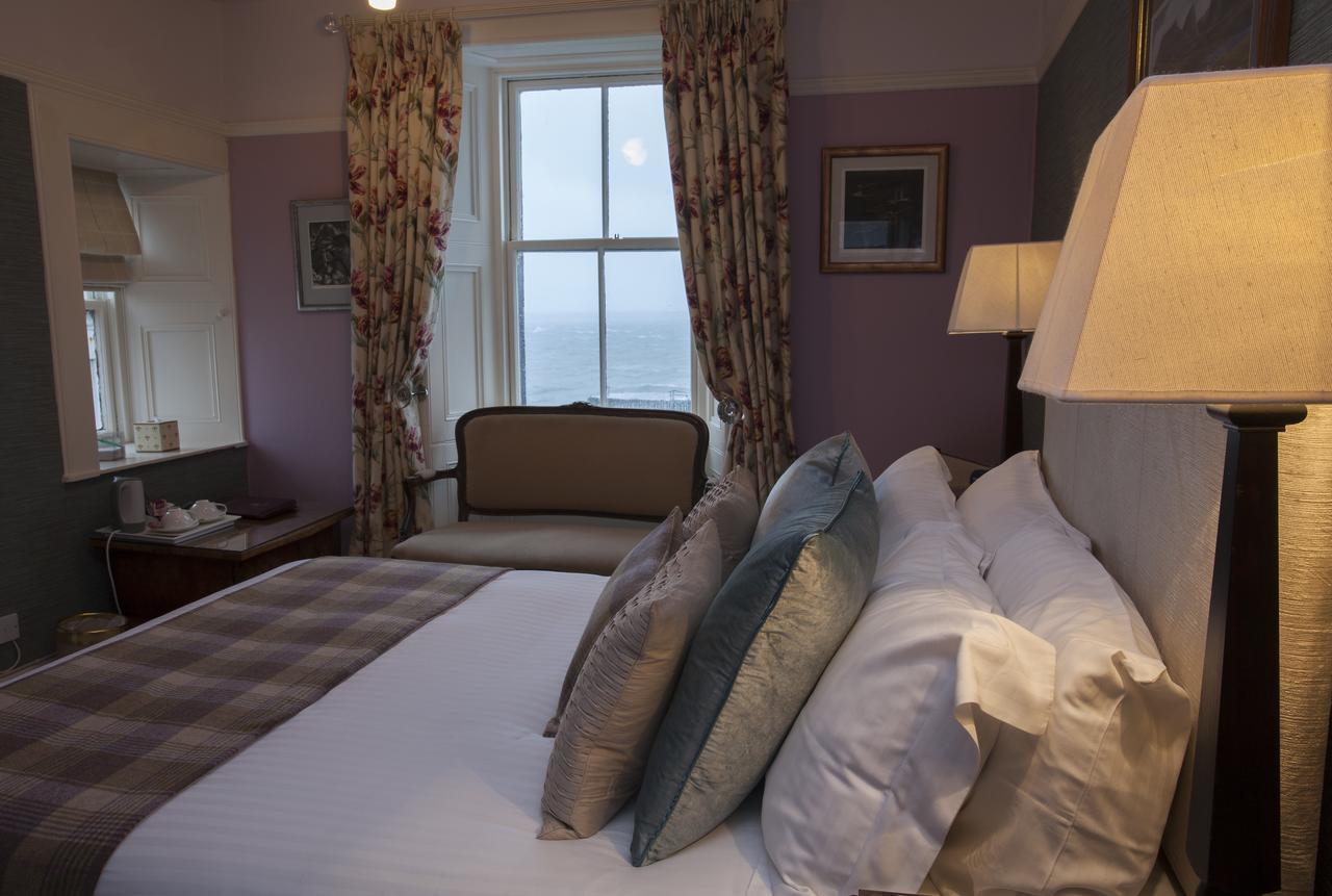 Port Charlotte Hotel Extérieur photo